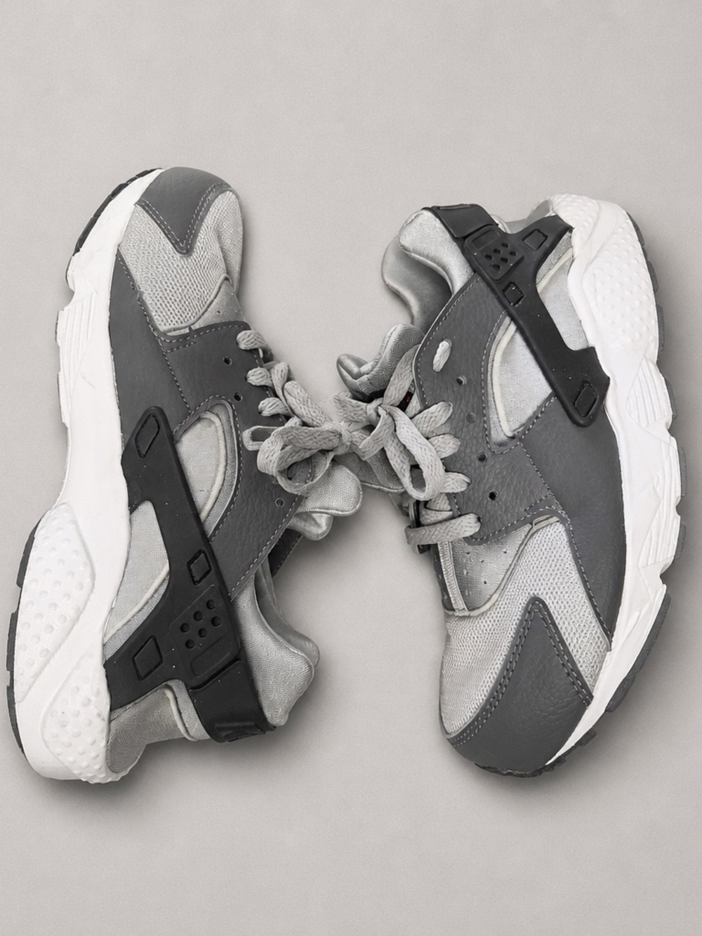 Nike Women’s Gray & White Huarache Sneakers